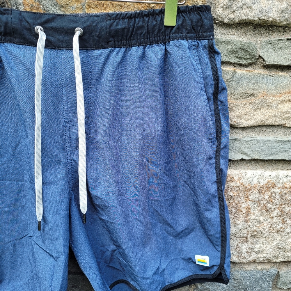 Vuori Banks board shorts 7" unlined - Picture 3 of 16